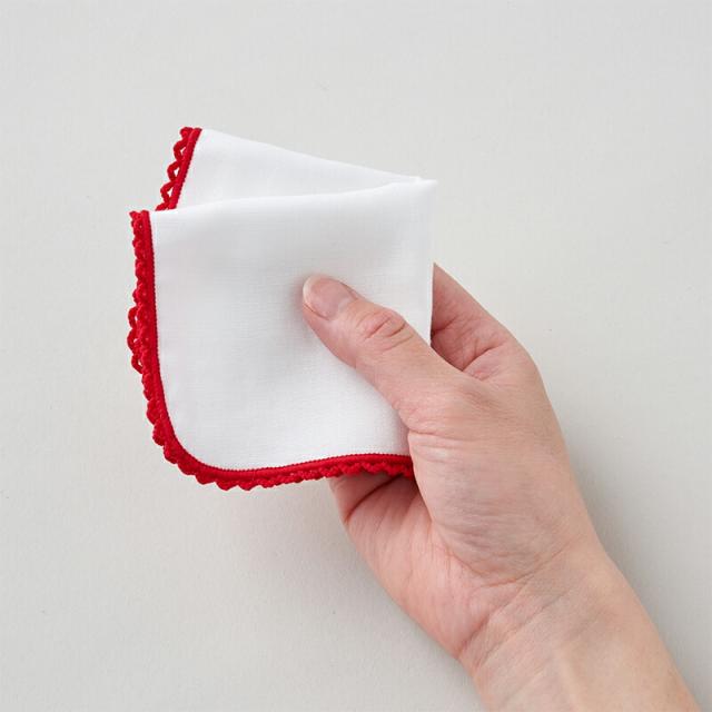 ハンカチ かわいい おしゃれ 小さい ミニサイズ 女性  女の子 10代 20代 30代 ギフト 無料メッセージシール対応 ちいさなハンカチ 日本製 プチギフト 小学生 中学生 高校生 大学生 退職 引越 レース 16cm シンプル オシャレ ハート 綿100% 500円くらい ばらまき 16×16