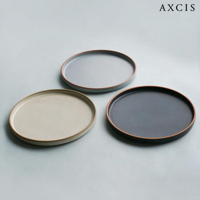 丸皿 皿 おしゃれ ミニ プレート お皿 Sサイズ 16cm マット ブラック ホワイト グレー 黒 白 ナチュラル アクシス AXCIS 陶器 日本製 器 取り皿 食器 お食い初め モダン シック ピュア フラットプレートM 耐熱 無地 食器 電子レンジ可 食洗機対応