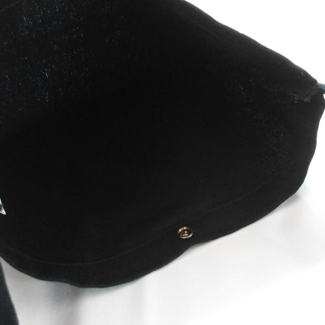 reversal リバーサル サコッシュ バッグ