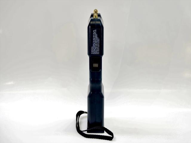 スタンガン タイタン65万ボルト放電スイッチ