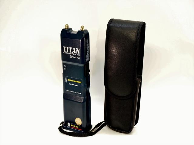 スタンガン タイタン65万ボルトホルスター