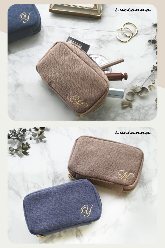 イニシャルポーチ