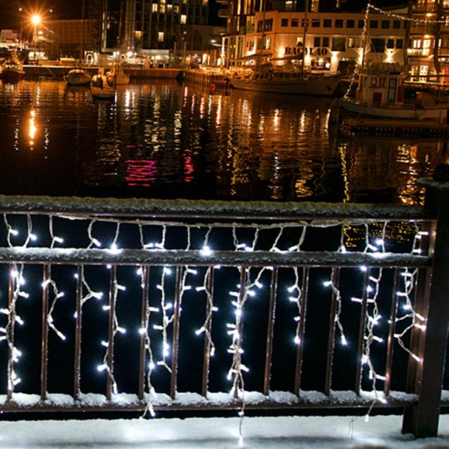 つらら LED イルミネーション