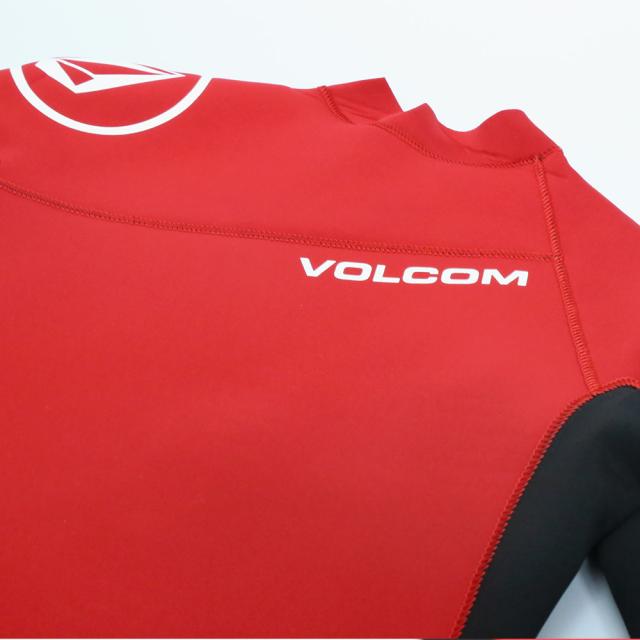 VOLCOM ボルコム 2MM JACKET UPF 50 LONG SLEEVE RASHGUARD JACKET BLACK RED ラッシュガード メンズ サーフィン タッパー 長袖 ラッシュガード サーフィン 紫外線対策
