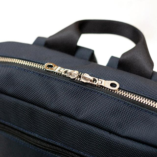 ワンダーバゲージ ビジネスリュック