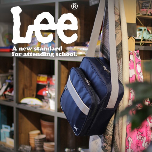 Lee リー　クラッチバック