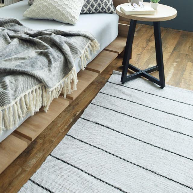 天然素材のおしゃれなラグ