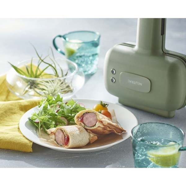 ホットサンドハーフホットサンドメーカー1枚の食パンを折りたたんで作るカロリー控えめ食べきりサイズ女性向け子供向け使い方は簡単デザイン家電ラドンナハーフホットサンドメーカー