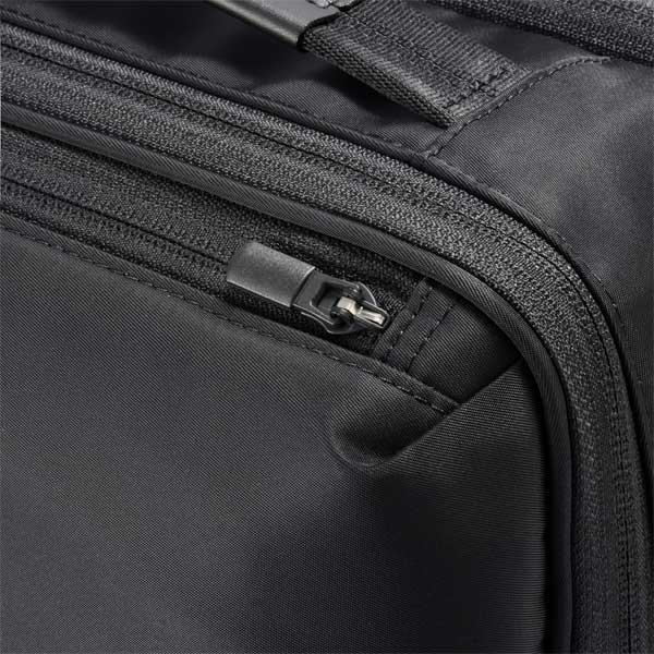 ファスナー引き手