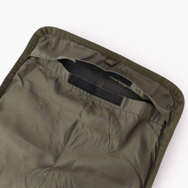 背面(オリーブ)