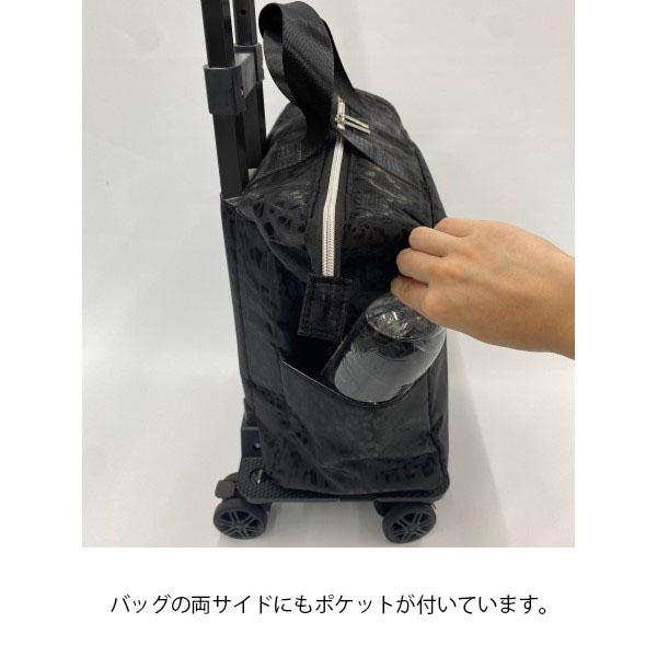 バッグの両サイドにポケット