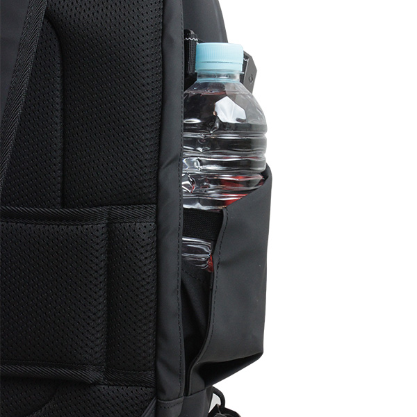 サイドポケット