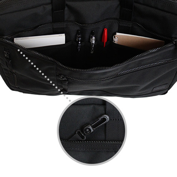 フロントポケット