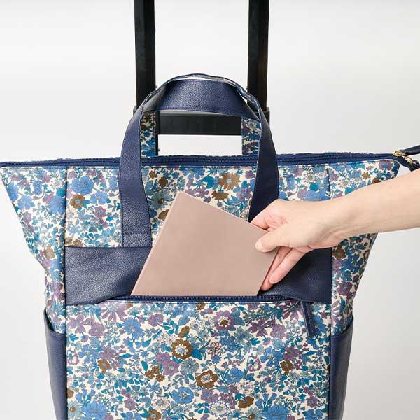 フロントポケット