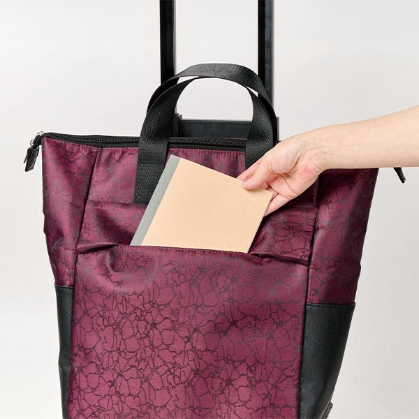 フロントポケット