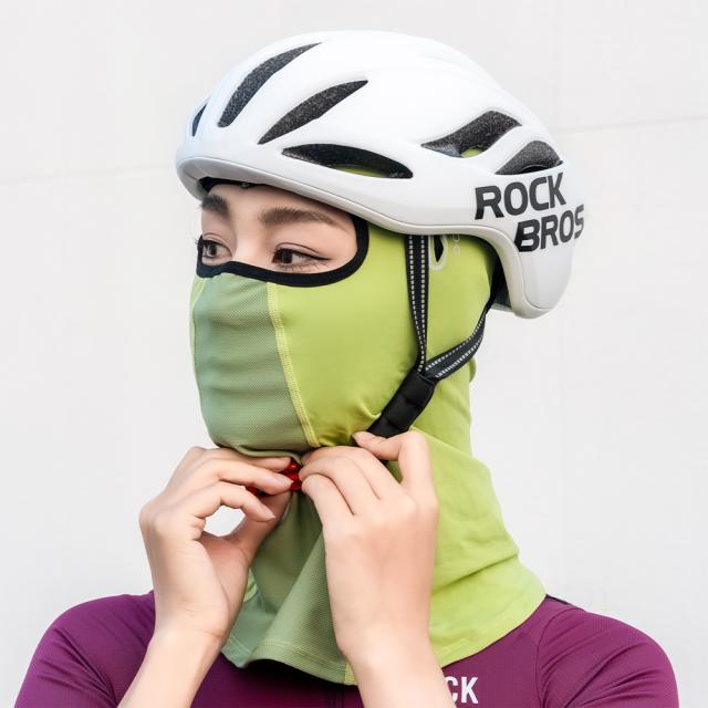 淡色バラクラバ