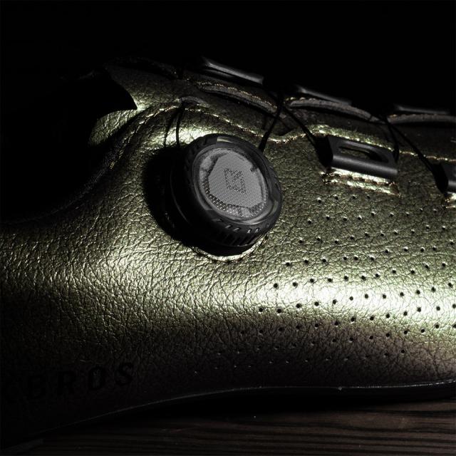 ビンディングシューズ