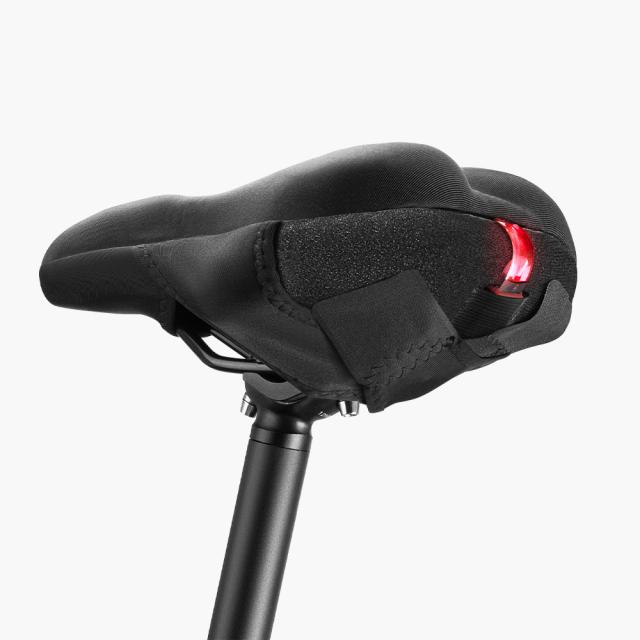 テールライト付きサドルカバー