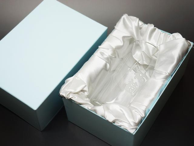 名入れビールジョッキラッピング1