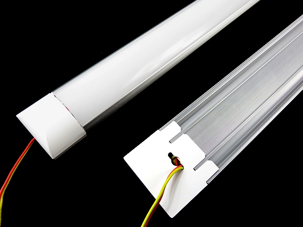 60ｃｍ ＬＥＤバーライト 車内灯 車中泊 キャンピングカー