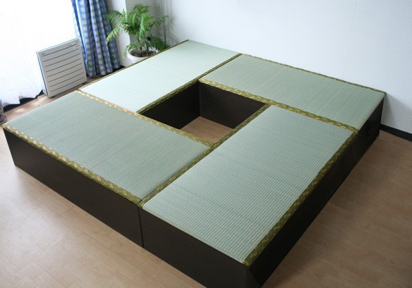 ボックス 畳 高床式収納 和の空間 日本製 ダークブラウンの通販はau PAY マーケット - 私の家具屋さん｜商品ロットナンバー：288104944 ユニット畳 1畳 4本セット 4畳 高さ 31ｃｍ 畳ユニット われます