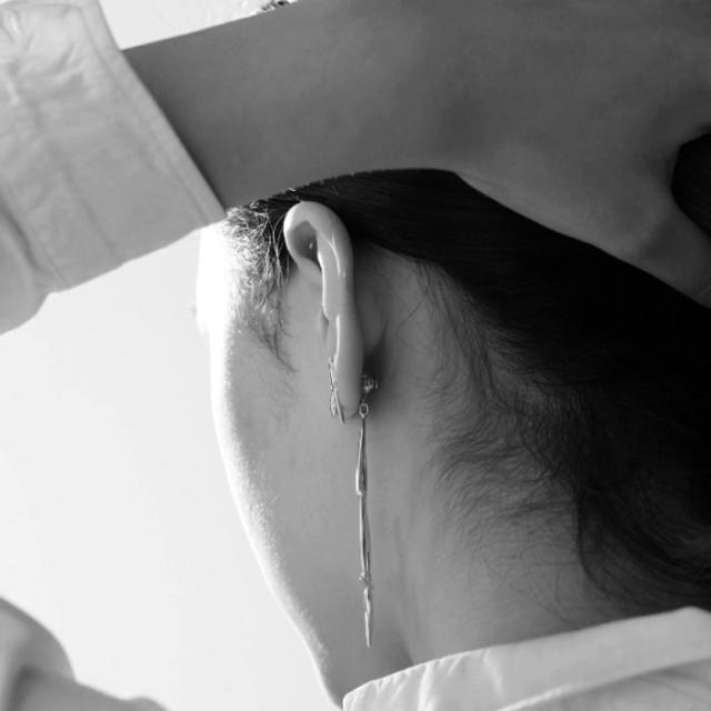 ピアス キャッチ 日本製 １ペア(2個)  ピアスロック クリスメラ シリコン キャッチ ピアスキャッチ 落ちない メール便可 モモダイヤ