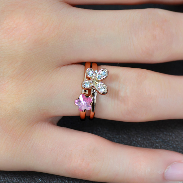 リング 花 蝶々 チョウチョウ ちょうちょう はな レディース 指輪 水晶 天然石 k18 18金GP 18k スワロフスキー スワロ メール便OK モモダイヤ 送料無料