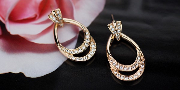 フープピアス 1ペア(2個) スワロフスキーエレメント K18ゴールド 18金 K18YG K18WG スワロ メール便OK モモダイヤ