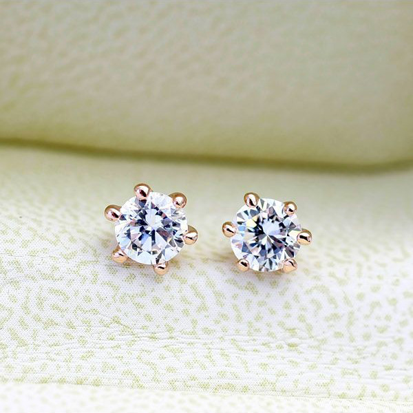 ピアス 1ペア(2個) CZダイヤ(キュービックジルコニア) K18ゴールド 18金 K18YG K18WG ハート メール便OK モモダイヤ