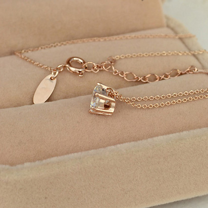 ネックレス  一粒 CZダイヤ(キュービックジルコニア) ダイヤ ペンダント レディース スキンジュエリー ジュエリー 女性用 ギフト 高品質 ファーストジュエリー スキンジュエリー誕生日 ネックレス ホワイトデー K18WG 18金 K18YG メール便OK モモダイヤ