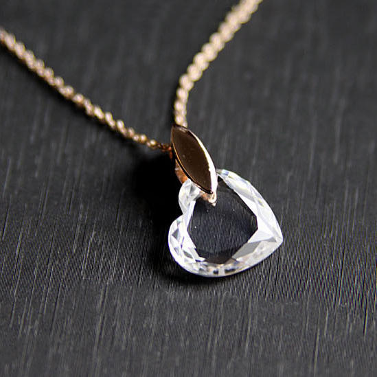 スワロフスキー エレメント ハート ネックレス ペンダント K18ゴールド 18金 K18YG レディース メール便OK モモダイヤ