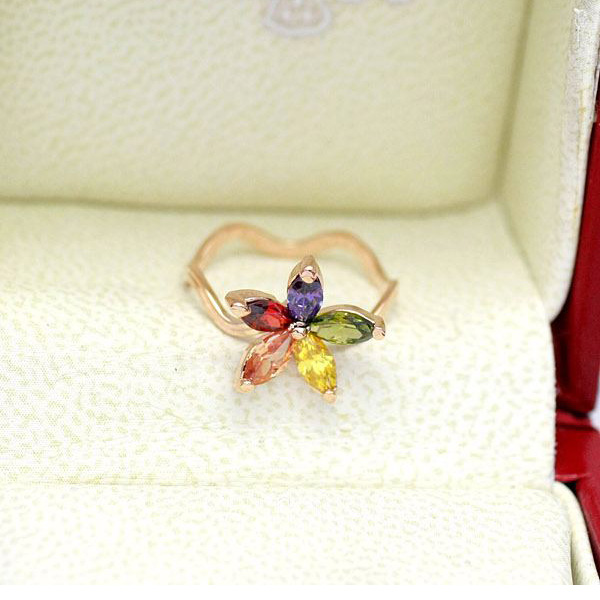 お花リング 指輪 水晶 天然石 K18ピンクゴールド仕上げ 18金 18K 花 フラワー スワロフスキー メール便OK モモダイヤ【送料無料】【半額以下】fs3gm【RCP】