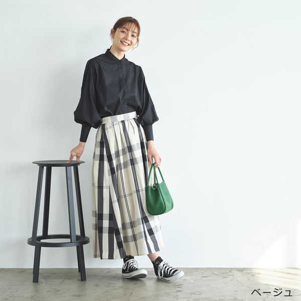 ベージュ着用例