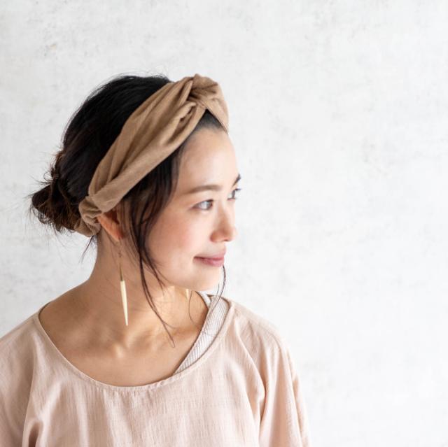 無地×幾何学柄クロスヘアバンド ヘアターバン ヘアアクセサリー 大人 レディース 幅広 リボン ヘアアクセサリー ヘッドアクセ 髪飾り 小物 痛くない かわいい おしゃれ シンプル 秋 冬