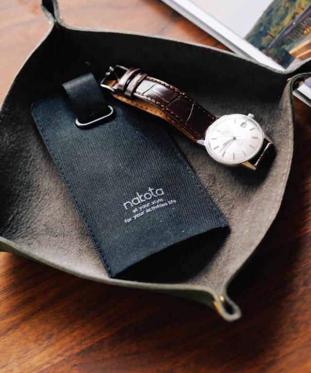 キーケース キーホルダー 鈴形 ベル型 黒 コンパクト アウトドア