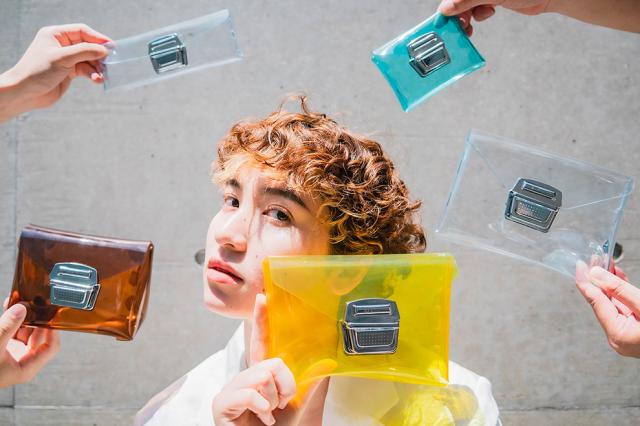 kachan カチャン カードケース クリア 透明 クリアカードケース