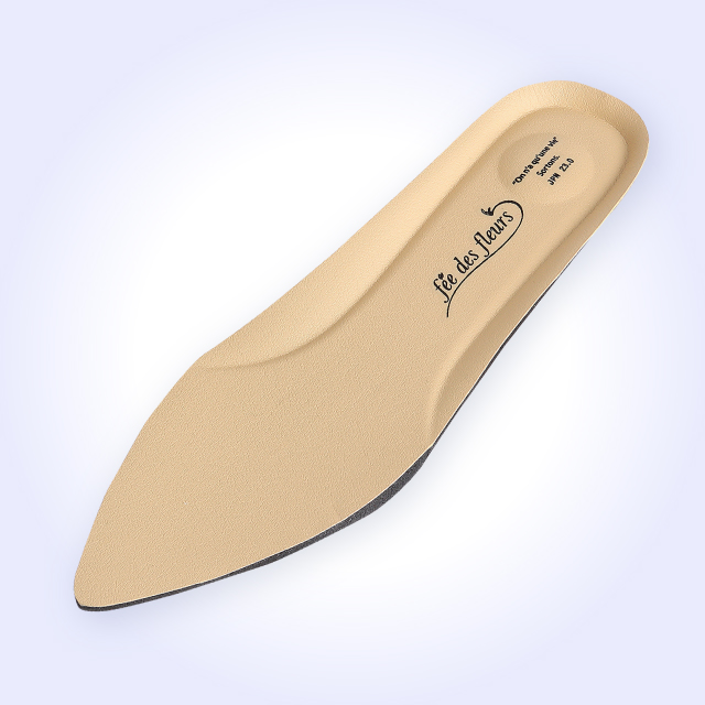 取り外せる便利な中敷