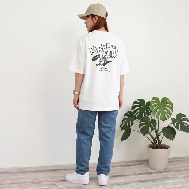 CHUMS オーバーサイズ メイドフォーファン！ポケットTシャツ White 着用イメージ レディース