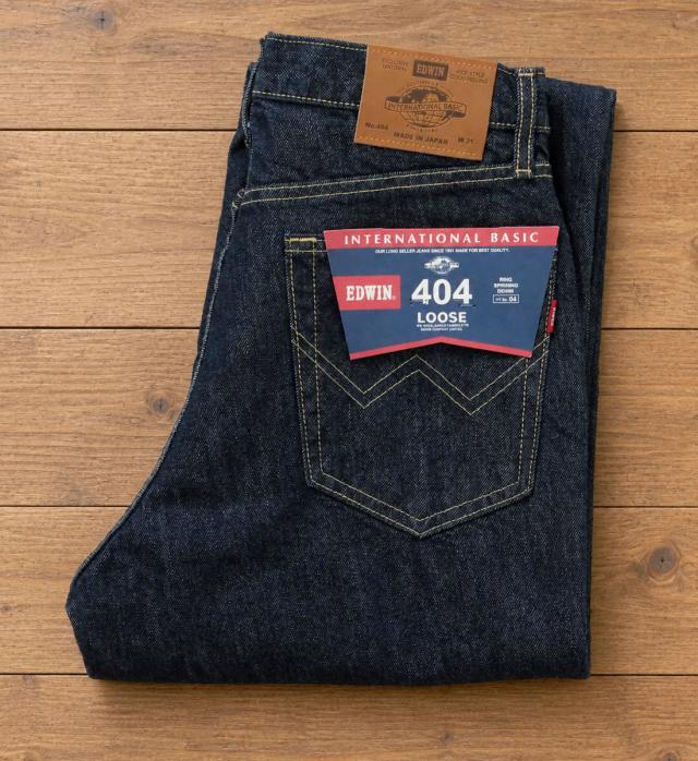 EDWIN 404 ジーンズ カジュアルシャツと合わせたシンプルで着回しやすいコーデ
