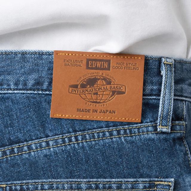 EDWIN 404 ゆったりストレートジーンズ デイリーユースのメンズカジュアルコーディネート例3
