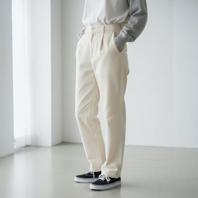コーデュロイパンツ 着用ディテール