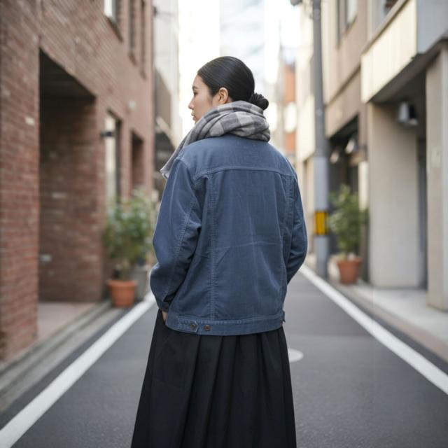 「ジョンブル コーデュロイジャケット レディース 着用イメージ バックスタイル