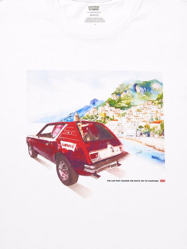 Levi's リーバイス グラフィックボックスTシャツ 襟元のブランドタグとロゴ