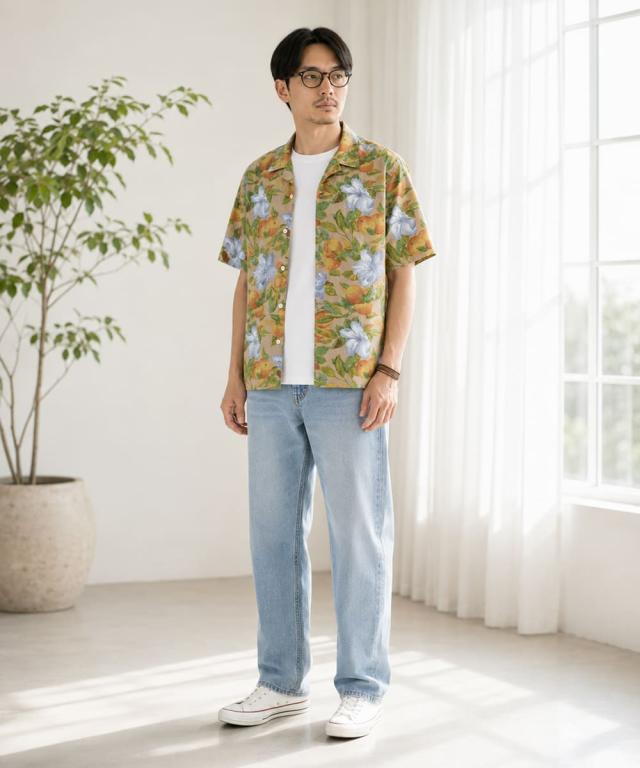 リーバイス サンセット キャンプシャツを着用した男女のリラックスカジュアルコーディネート