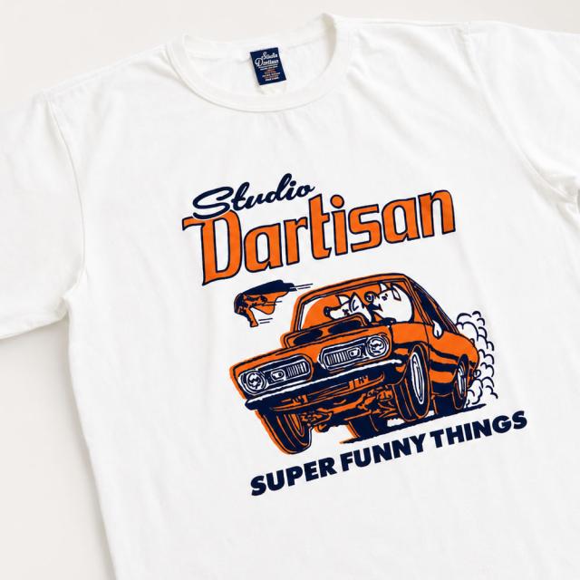 ステュディオ・ダルチザン プリントTシャツ 裾のデザインとステッチ詳細