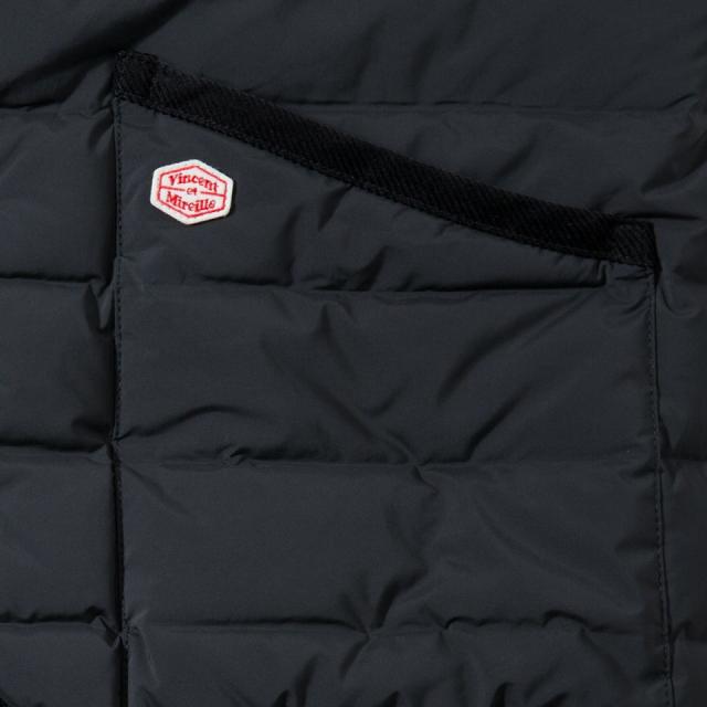 ヴァンソンエミレイユ ダウンベスト ブラック VM252SD26040 フロント&胸元アップ