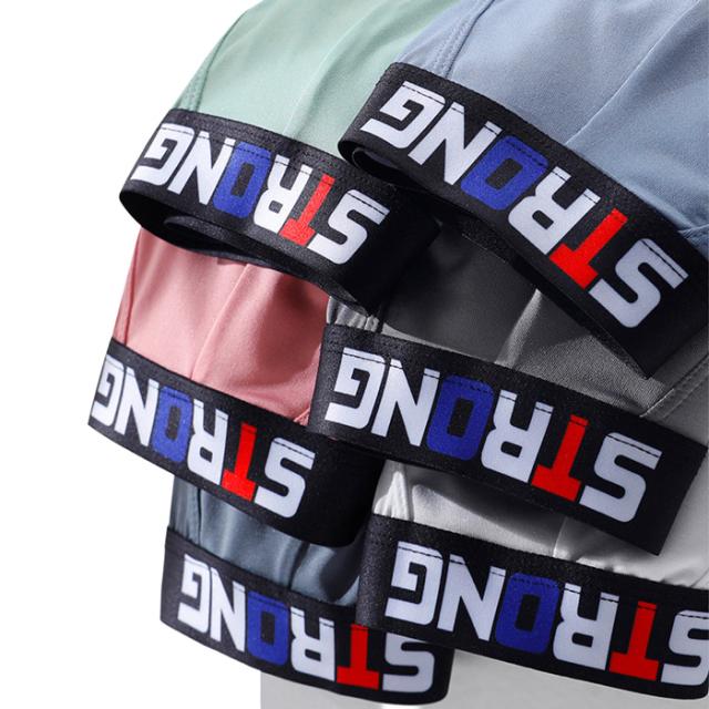 スマートに包む、心地よさ。毎日にフィットするブリーフ