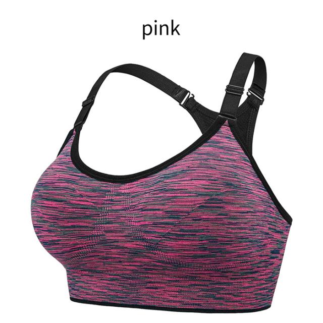 太目のストラップでバストの揺れを抑えてくれるスポーツブラ