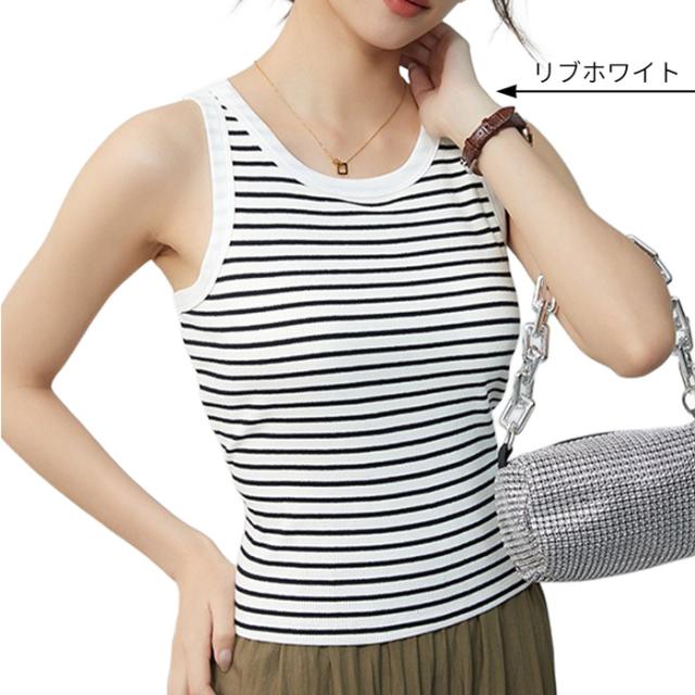 スタイルアップ効果抜群！カップ付無地ボーダークロップドタンク
