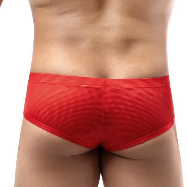 メッシュ素材で快適♪通気性抜群なブラジリアンショーツ